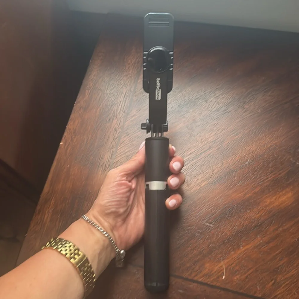selfie show compact black